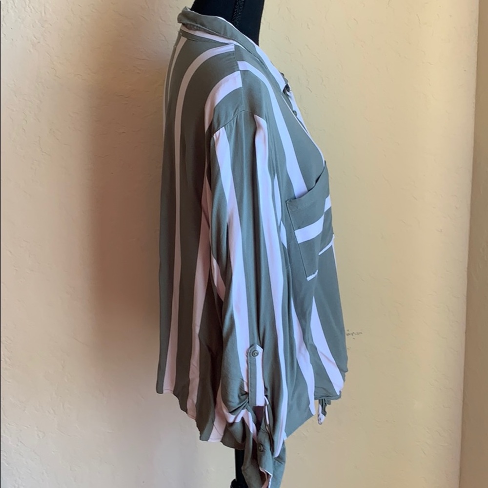 Plus 2X button up green/white stripe blouse - Picture 2 of 3